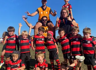 Photo de groupe de la catégorie U8 après un tournoi