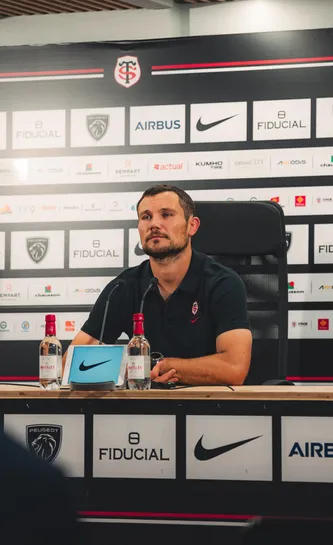 Laurent Thuéry en conférence de presse