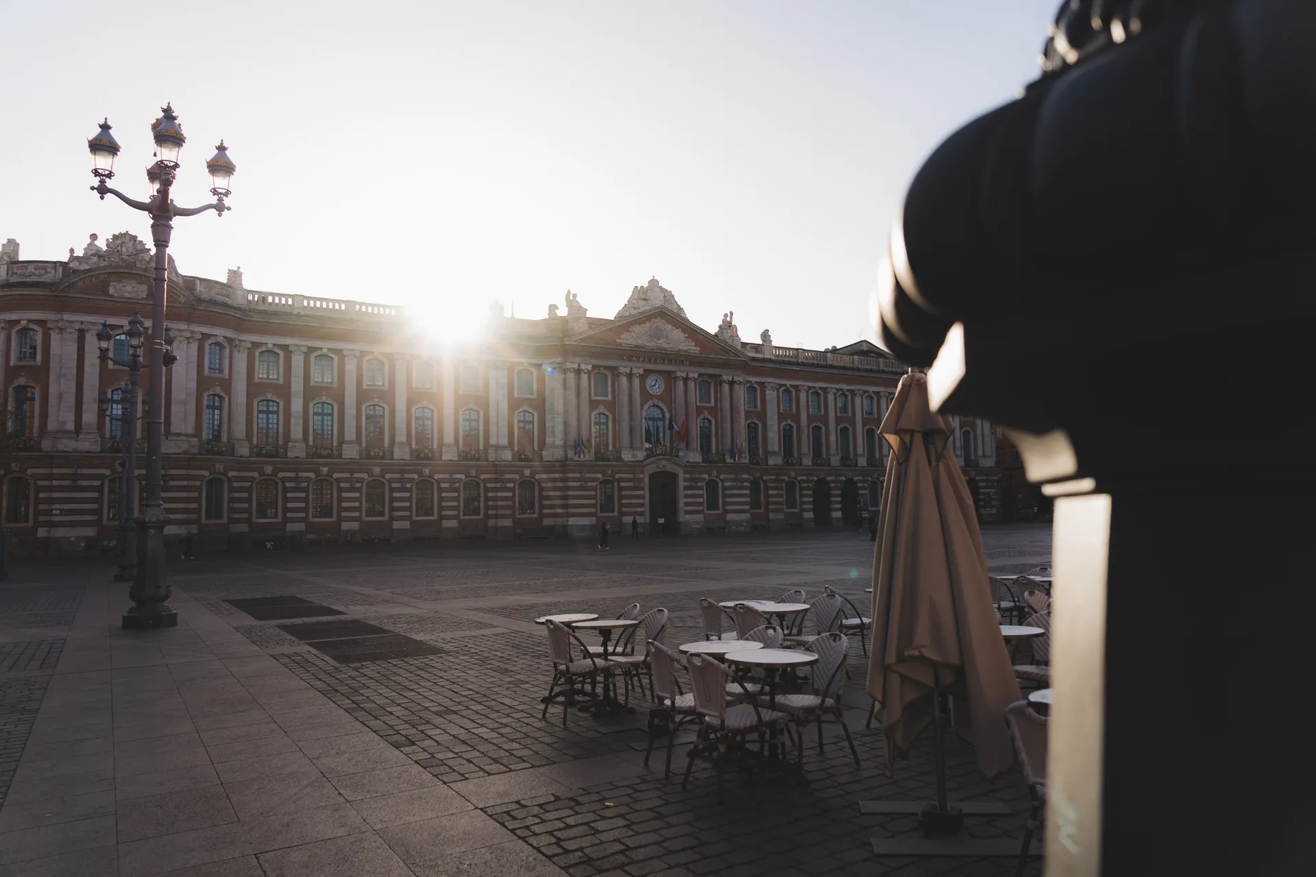 Place du Capitole à l'aube